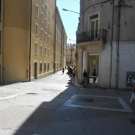 Apartment Downtown Nora Split